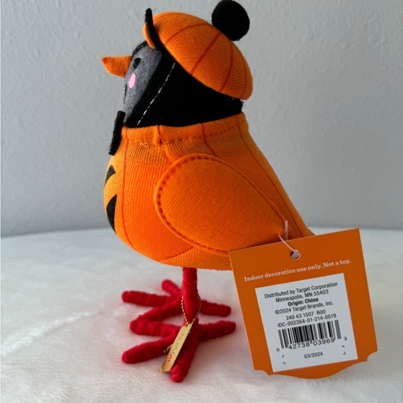 New 2024 Halloween Felt Bird Decor Cat fegurine. - Picture 3 of 4